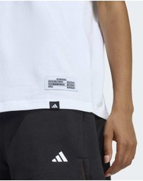 adidas Sportswear - MINI EMBROIDERY GRAPHIC T-SHIRT Womens