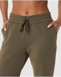 ASICS - Nagino Refined Texture Sweat Flare Pant - Women's