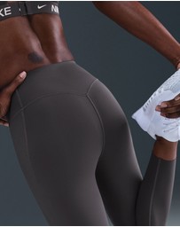 Nike - Universa High-Waisted 7/8 Leggings