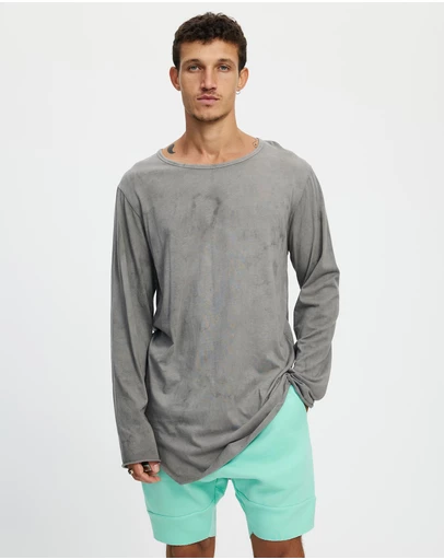 Surrounded By Ghosts - The Howlite Long Sleeve T-Shirt