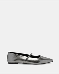 Miss Sofie - Meed Flats