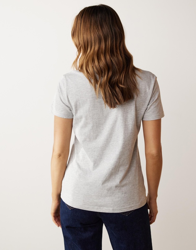 Atmos&Here - Organic Cotton V-Neck Tee