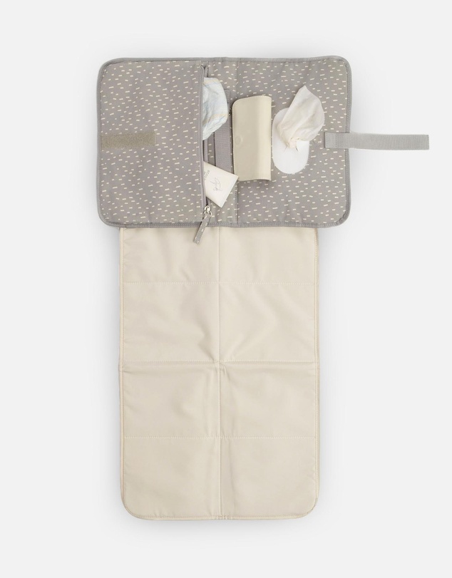 Storksak - Organic Tote Rain Drop Change Station