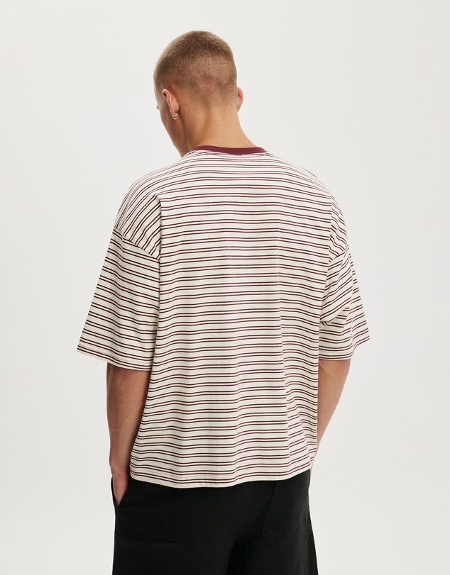 Cotton On - Cropped Fit T-Shirt