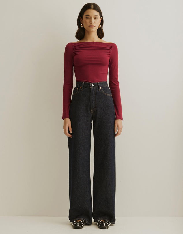 Atmos&Here - Gathered Off Shoulder Top
