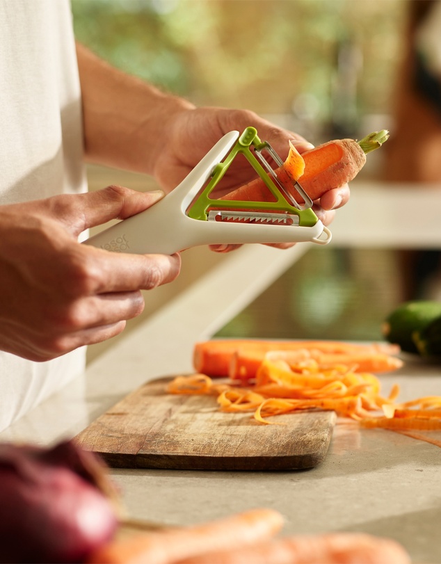 Joseph Joseph - Switch™ 2-in-1 Peeler