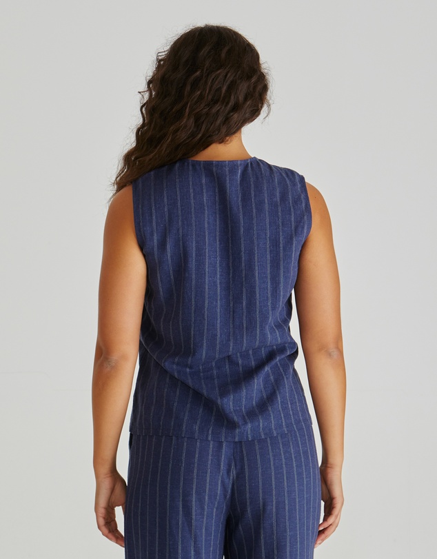 Sass - Petra Vest