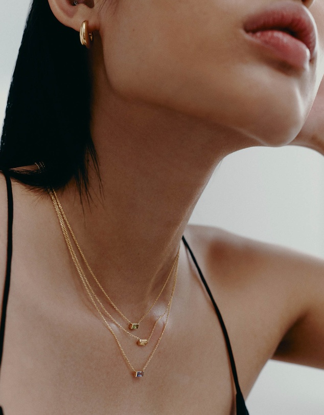 Kirstin Ash - Baguette Birthstone Necklace August Peridot