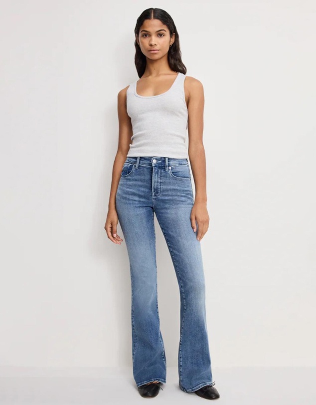 Good American - Good Legs Flare Jeans