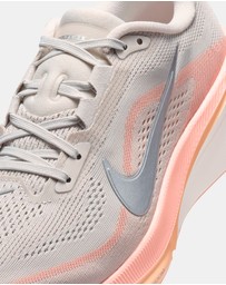 Nike - Pegasus 42 - Women's
