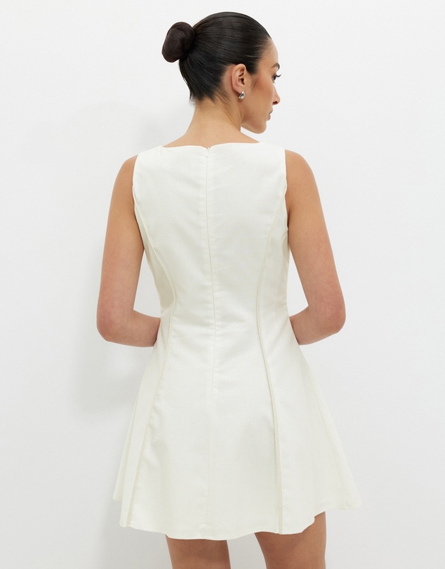 Calli - Oliviah Sleeveless Mini Dress