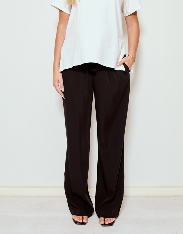 Soon Maternity - Draped Wide Leg Pants