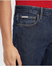 GUESS - GUESS JEANS G16 Straight Leg Jeans