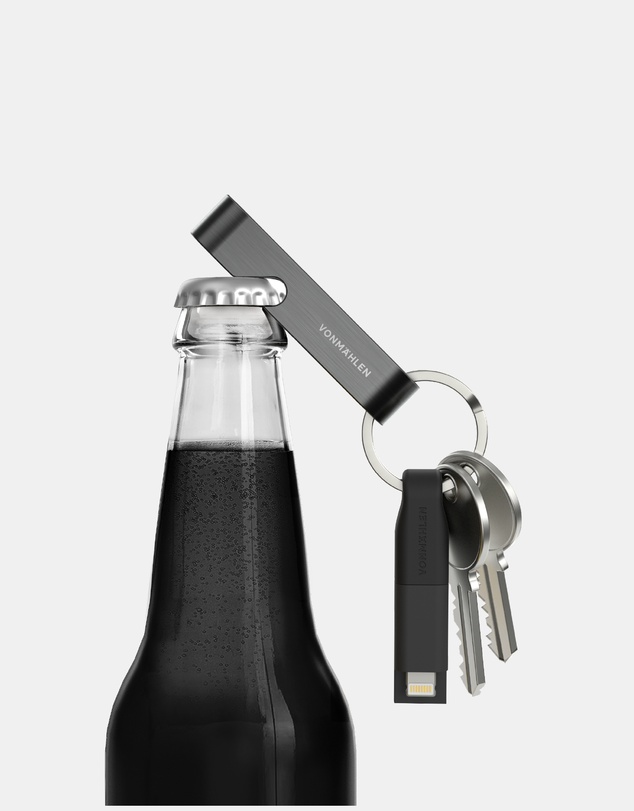 Vonmahlen - HIGH SIX - All In One Compact Keychain Universal Charging Cable