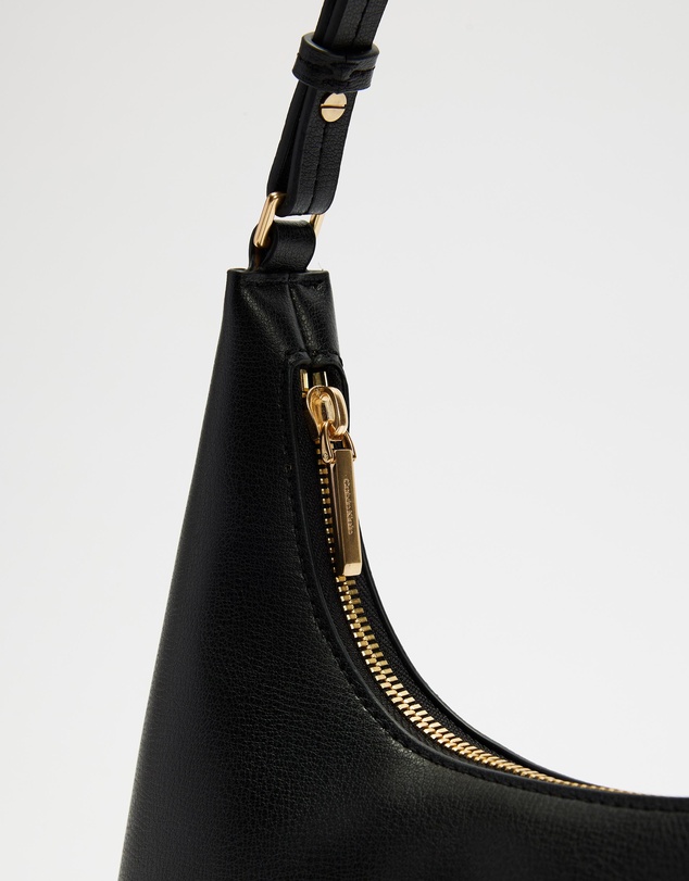 Calvin Klein - Foil Logo Conv Shoulder Bag