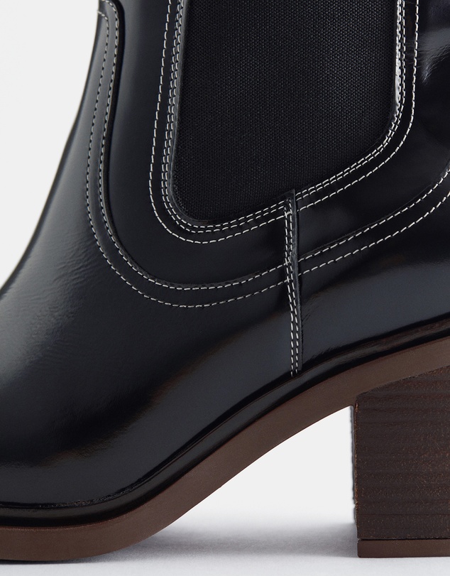 & Other Stories - Heeled Leather Chelsea Boots