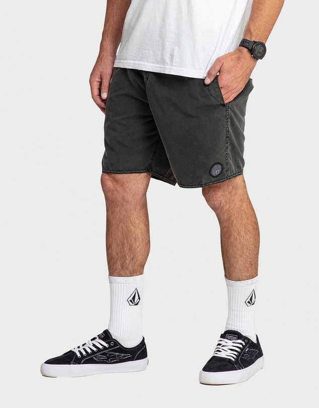 Volcom - Mens Center 17
