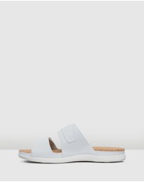 Clarks - Step June Sun