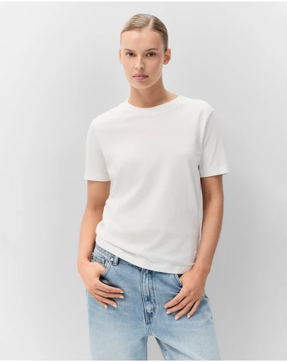 UNISON - The Classic Crew Tee