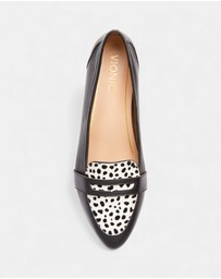 Vionic - Savannah Flat - Black Spot