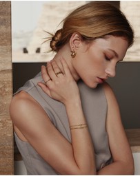 Ania Haie - Ania Haie Gold Sparkling Tiny Shield Bracelet