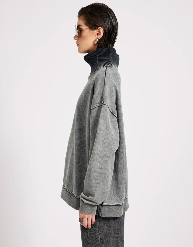 ONE TEASPOON - Fleece Roll Neck Sweater - Worn Black