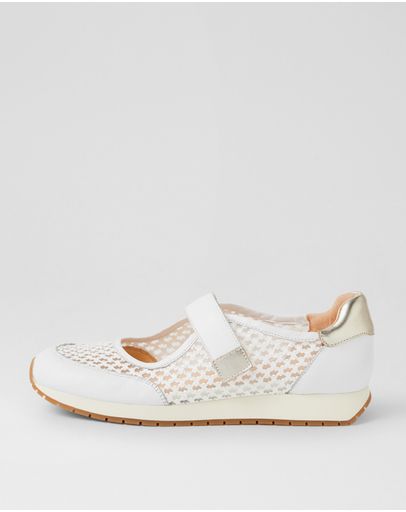 WHITE-PALE GOLD