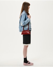 MARGESHERWOOD - Bessette Shoulder