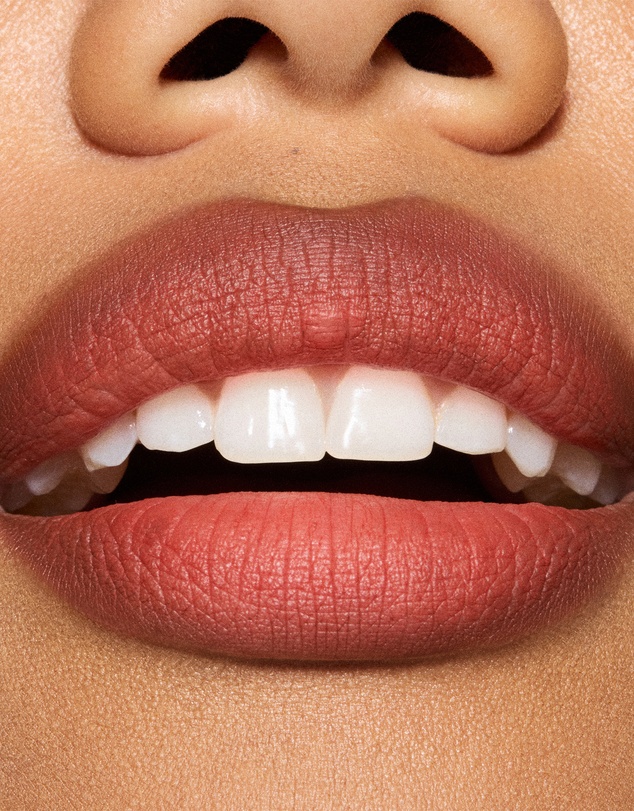 MAC - Powder Kiss Lipstick