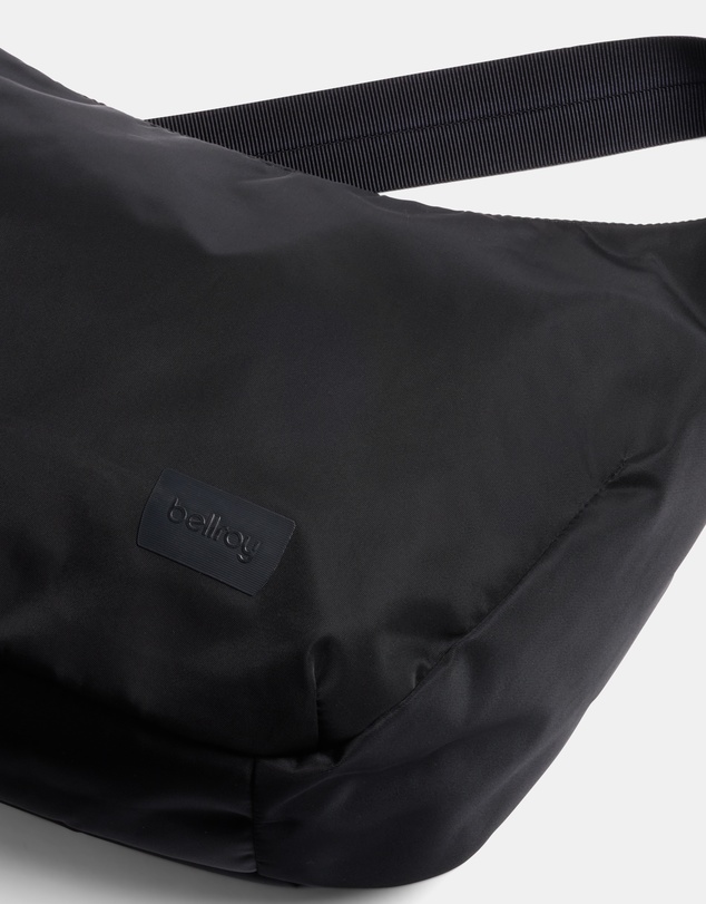 Bellroy - Laneway Crescent Bag 7L