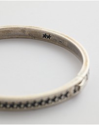 TwoJeys - Icon Stars Closed Bangle