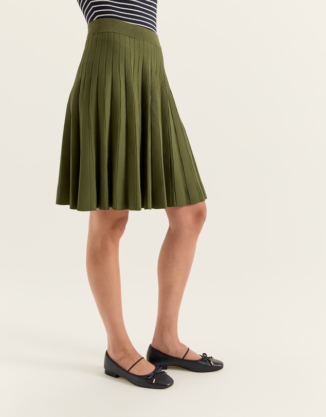 Review - Elgin Knit Skirt