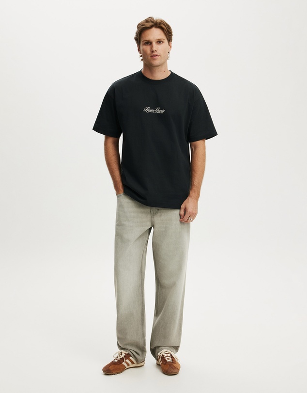 Cotton On - Box Fit Text T-Shirt