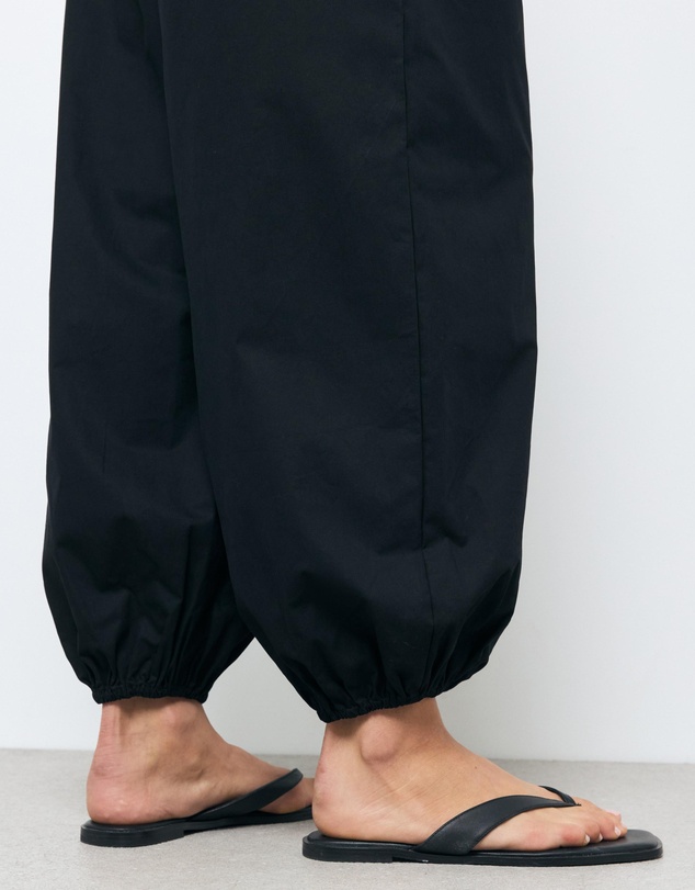 AERE - Tori Cuffed Barrel Pants