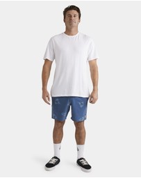 Volcom - Mens Regal Trop Psych Cotton 17