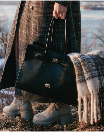 Belle & Bloom - In The City Leather Shoulder Bag