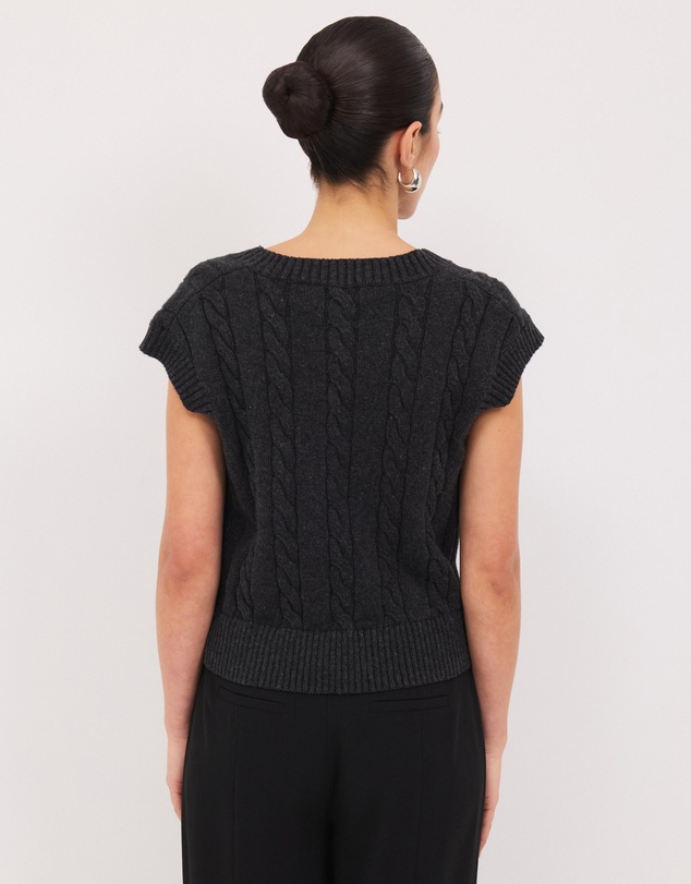 Calli - Leo Wool Blend Cable Knit Vest