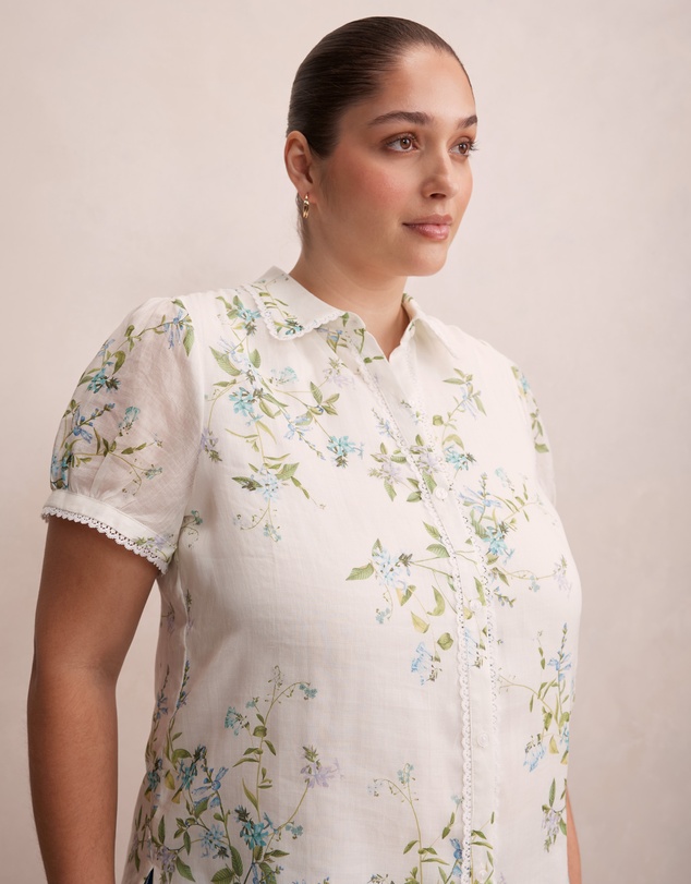 Forever New Curve - Posie Curve Lace Detail Blouse