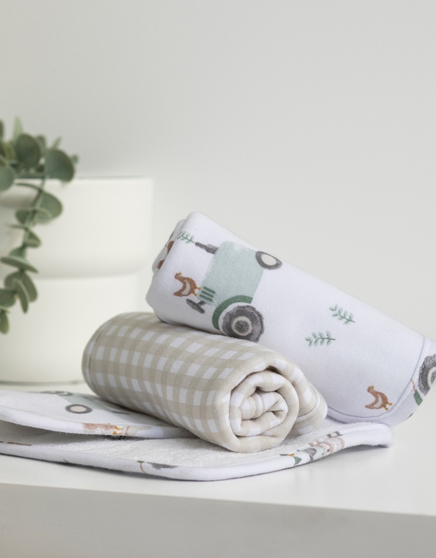 Living Textiles - 3 Pack Organic Wash Cloths - Tractor Ride