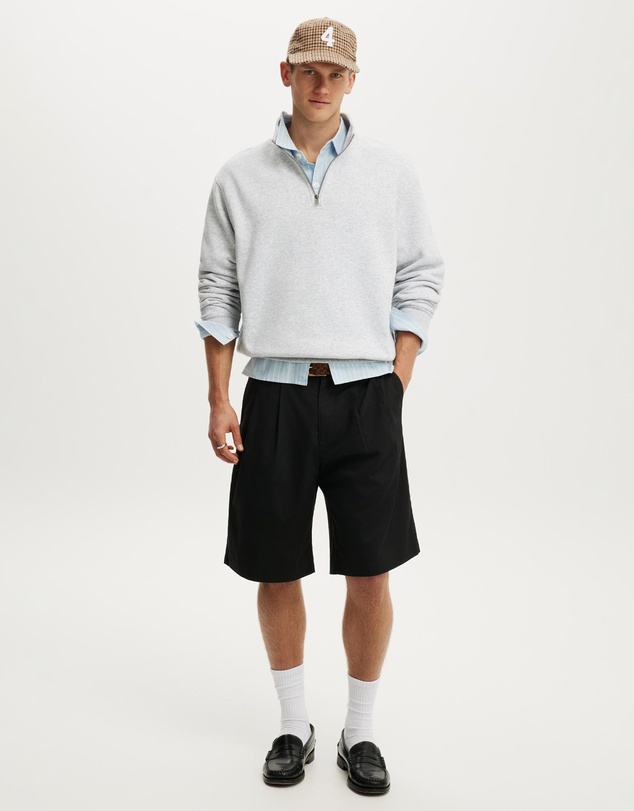 Cotton On - Super Baggy Pleated Shorts