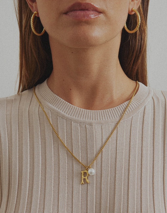 Zahar - Pearl Letter R Necklace