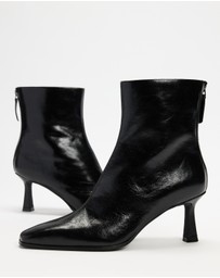AERE - Karina Leather Ankle Boots
