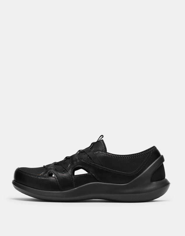 Clarks - Solevana Step Black Interest