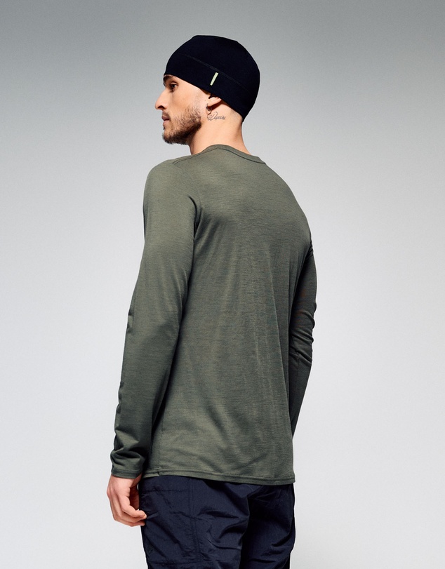 Kathmandu - 100% Merino Long Sleeve Crew Top