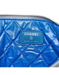 Pre-Loved by Azura Reborn - Pre-Loved Medium Quilted Lambskin Data Center O Case Clutch