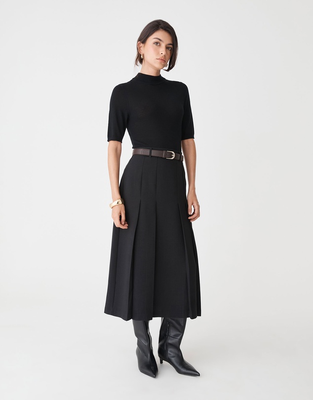 Forcast - Evelyn Pleated Skirt