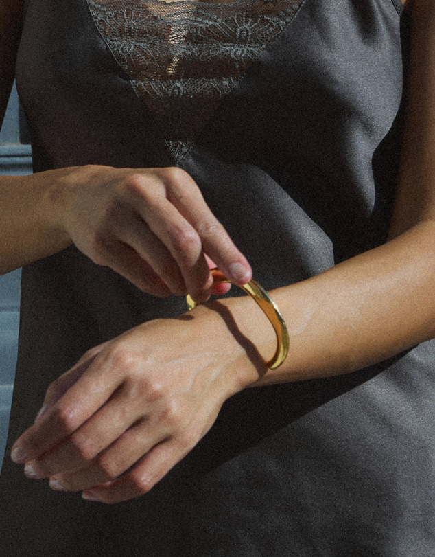 Sonne Jewellery - Josie Gold Bangle