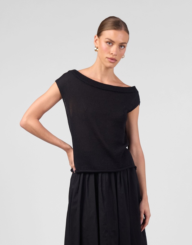MVN - Off Shoulder Knit Tee
