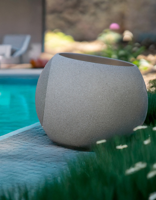 Victrola - Victrola Zen Premium Solar Garden Speaker