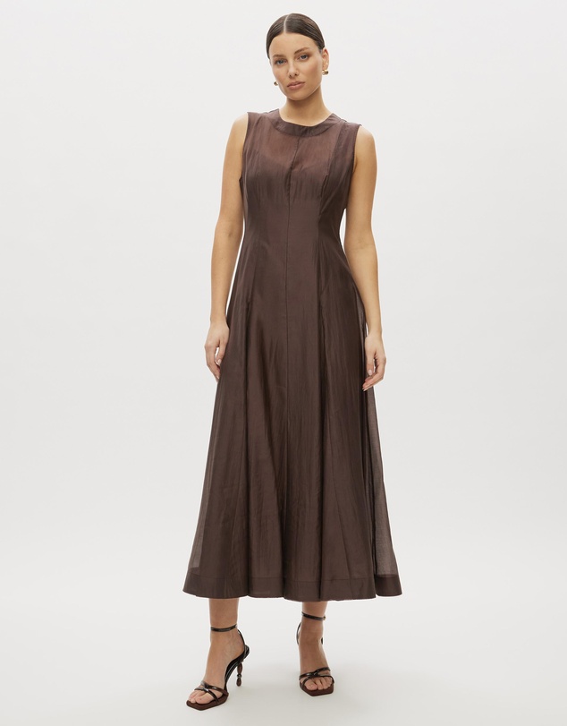 Minima Esenciales - Adelina Panel Sheer Maxi Dress